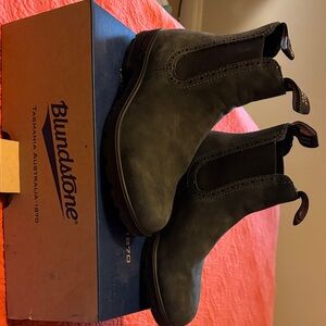 Blundstone Women’s Rustic Black Chelsea Boots. High top. 
US Size 8